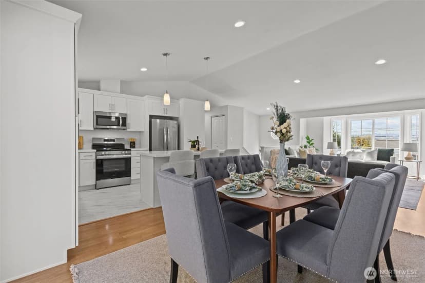 Property photo for 11822 56th Place S, Seattle photo 15