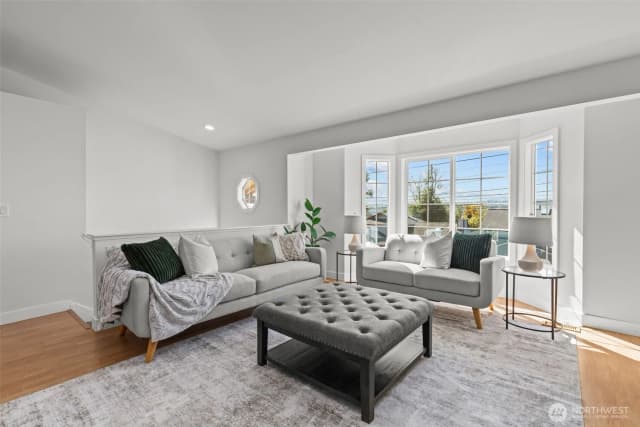 Property photo for 11822 56th Place S, Seattle photo 3