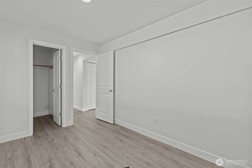 Property photo for 11822 56th Place S, Seattle photo 30
