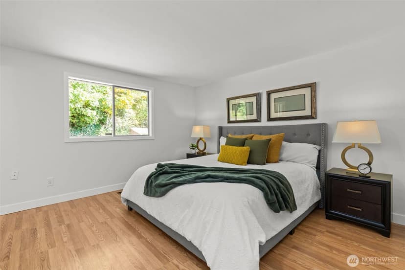 Property photo for 11822 56th Place S, Seattle photo 18