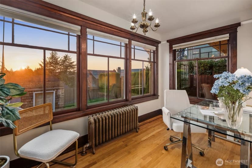 Property photo for 2513 11th Avenue W, Seattle photo 9