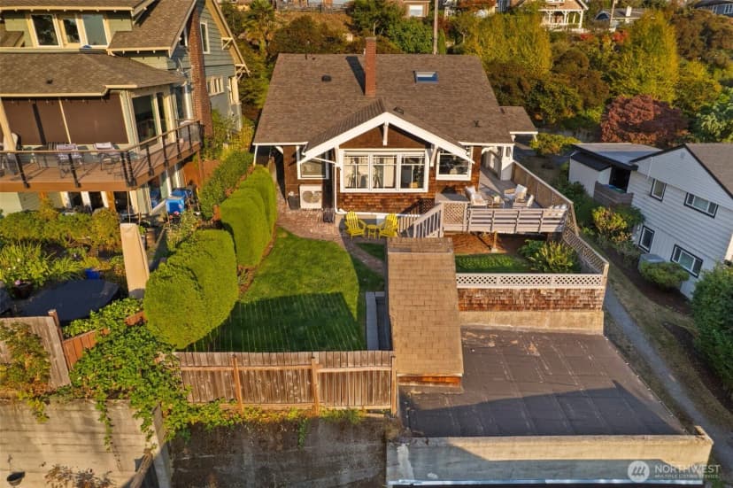 Property photo for 2513 11th Avenue W, Seattle photo 38