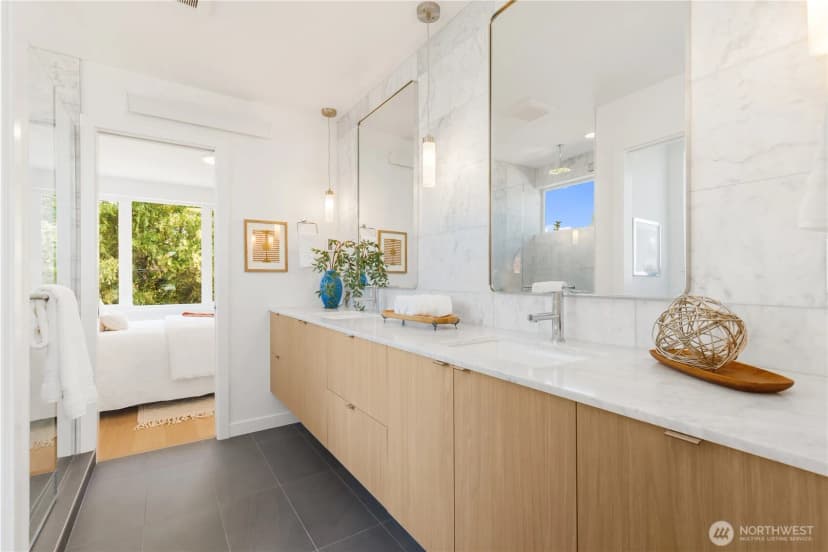 Property photo for 5948 39th Avenue Sw #b, Seattle photo 18