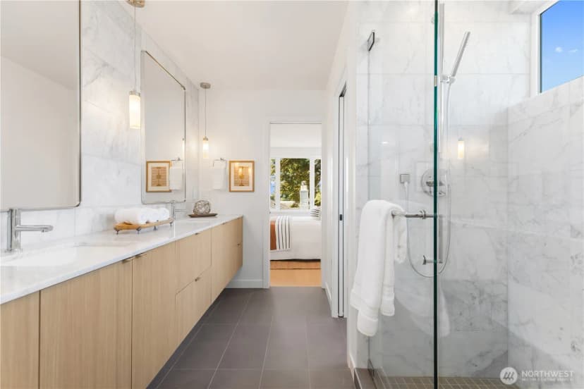 Property photo for 5948 39th Avenue Sw #b, Seattle photo 16
