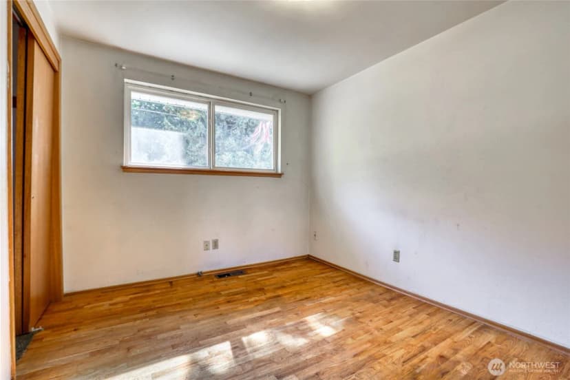 Property photo for 4504 S 124th Street, Seattle photo 10