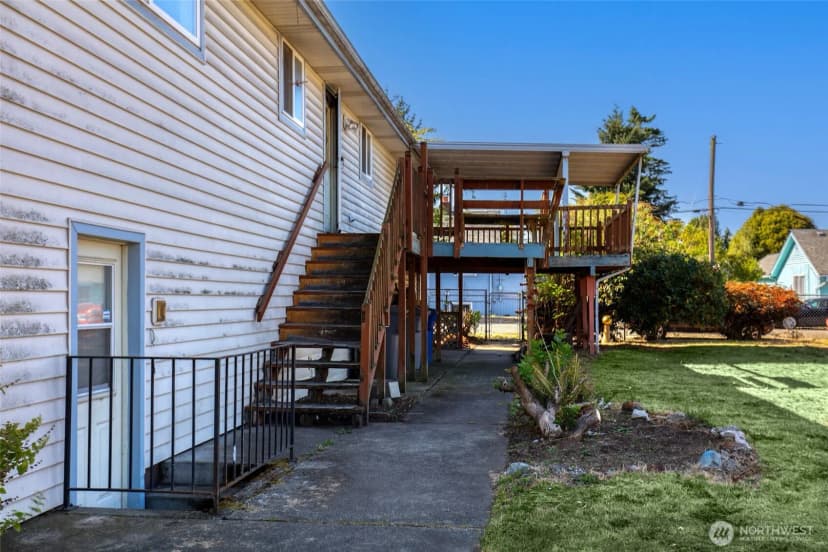 Property photo for 4504 S 124th Street, Seattle photo 18