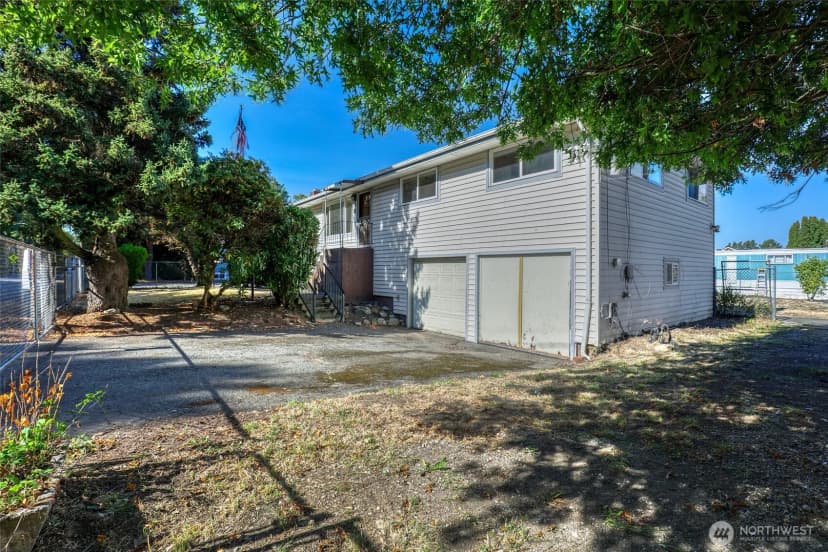 Property photo for 4504 S 124th Street, Seattle photo 20