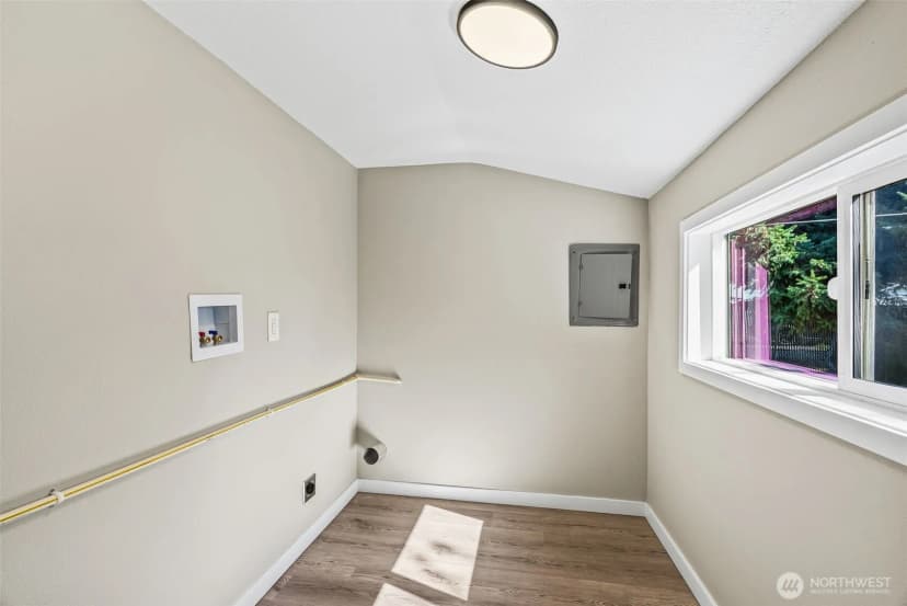 Property photo for 358 Cypress Street, Longview photo 18