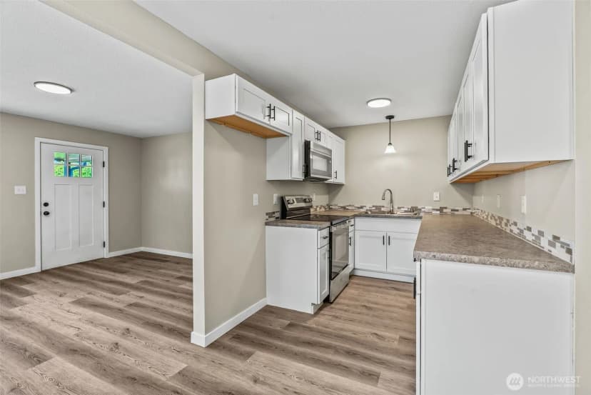 Property photo for 358 Cypress Street, Longview photo 7