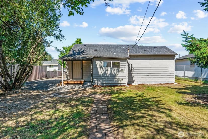 Property photo for 358 Cypress Street, Longview photo 20