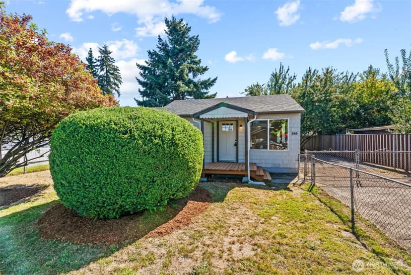 Property photo for 358 Cypress Street, Longview photo 2
