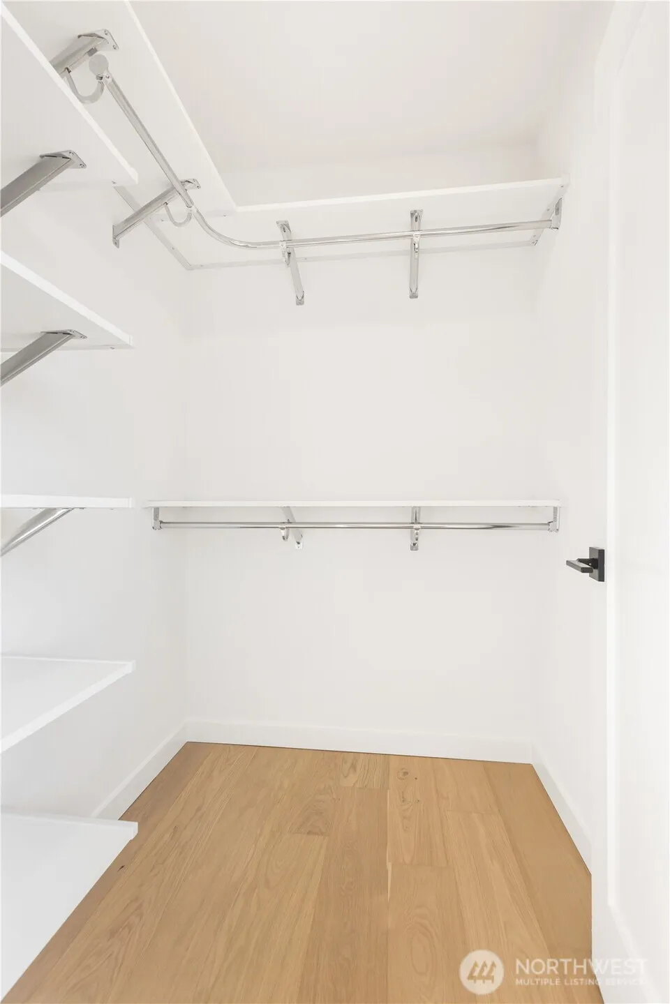 Property photo for 5948 39th Avenue Sw, Seattle photo 24