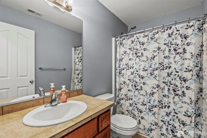 Property photo for 202 Wyatt Drive, Kelso photo 21