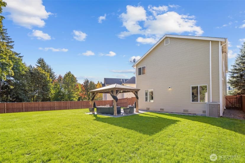 Property photo for 326 Lynnwood Avenue Se, Renton photo 33