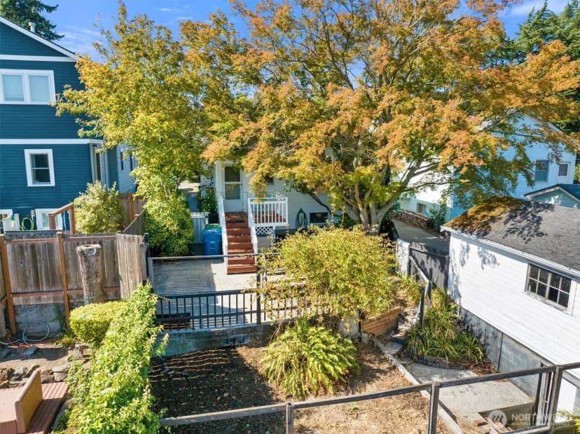 Property photo for 2510 4th Avenue W, Seattle photo 28