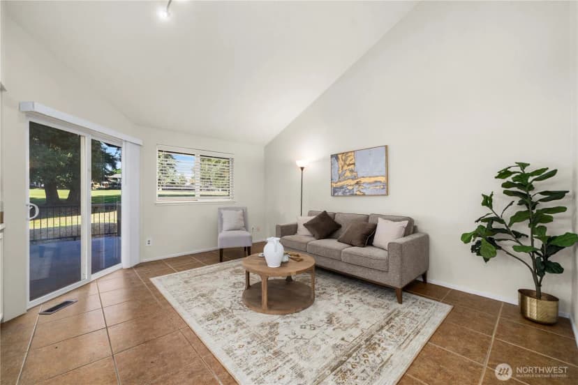 Property photo for 31611 37th Avenue Sw, Federal Way photo 12