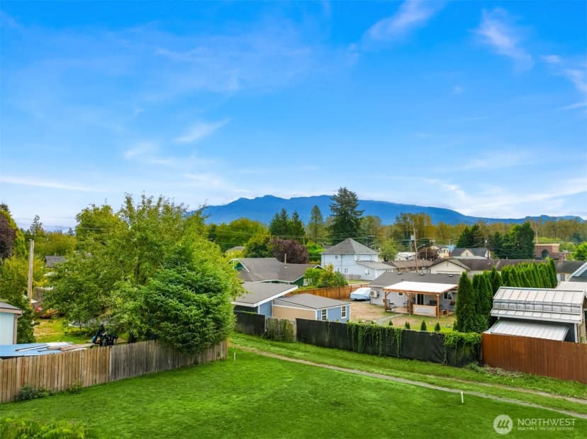 Property photo for 306 3rd Street, Sultan photo 22