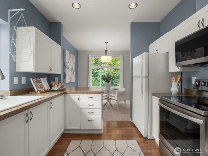 Property photo for 22715 4th Avenue W #102, Bothell photo 11
