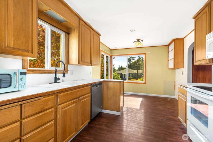 Property photo for 4817 N 7th Street, Tacoma photo 17