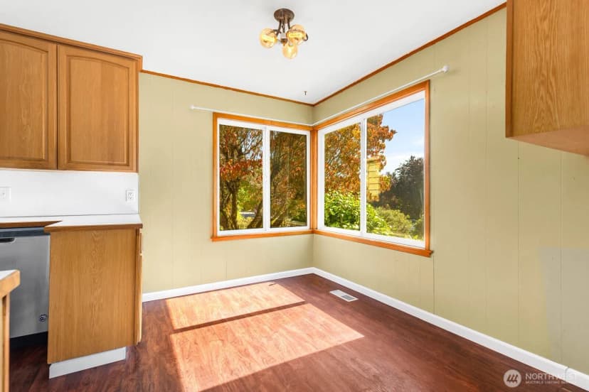 Property photo for 4817 N 7th Street, Tacoma photo 13