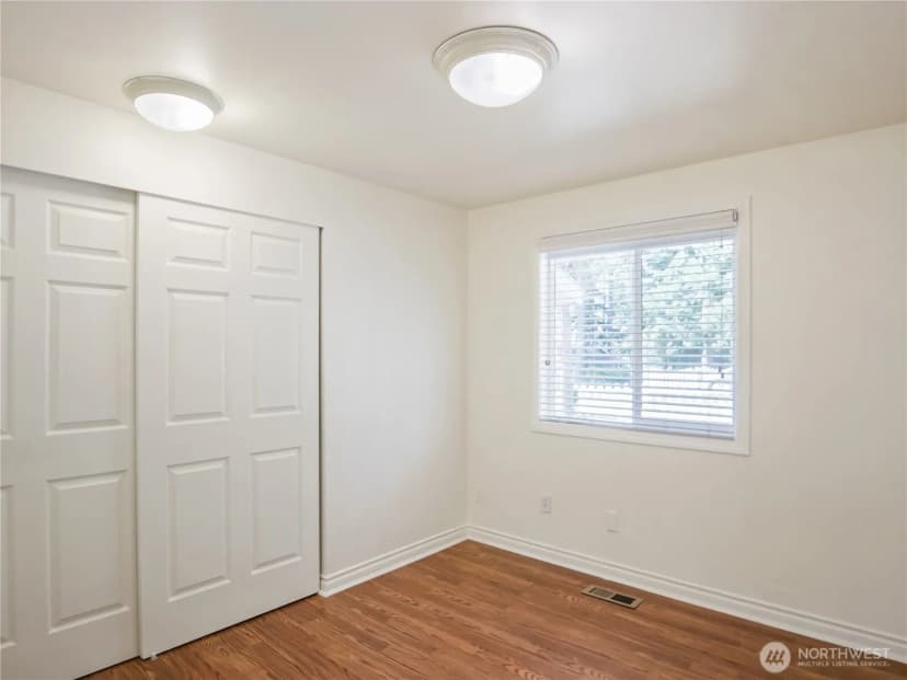 Property photo for 936 Ne 207th Place Ne, Sammamish photo 14