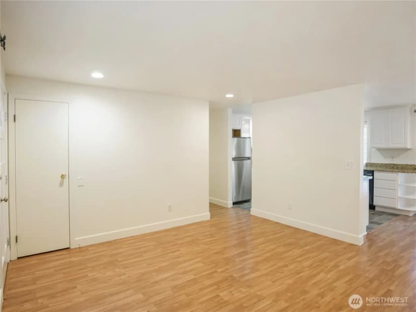 Property photo for 936 Ne 207th Place Ne, Sammamish photo 13