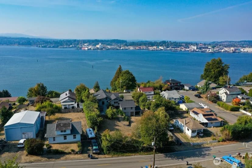 Property photo for 343 Farragut Avenue N, Port Orchard photo 40