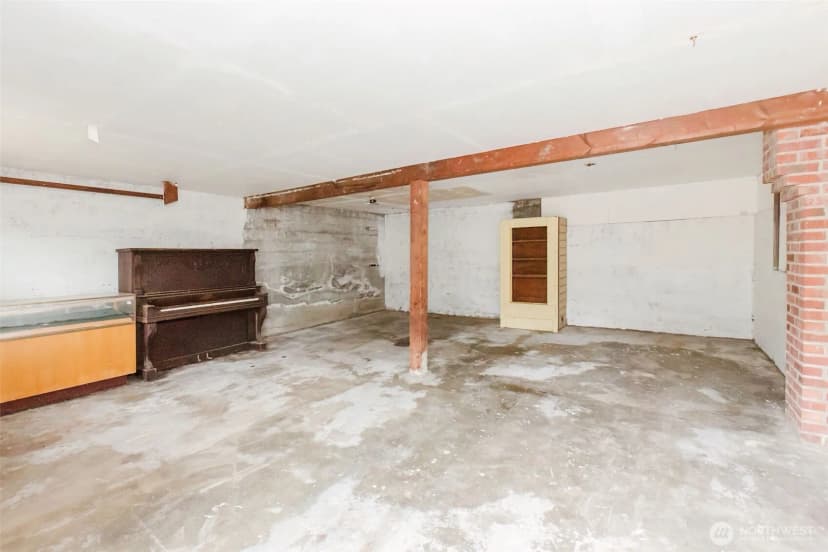 Property photo for 343 Farragut Avenue N, Port Orchard photo 33