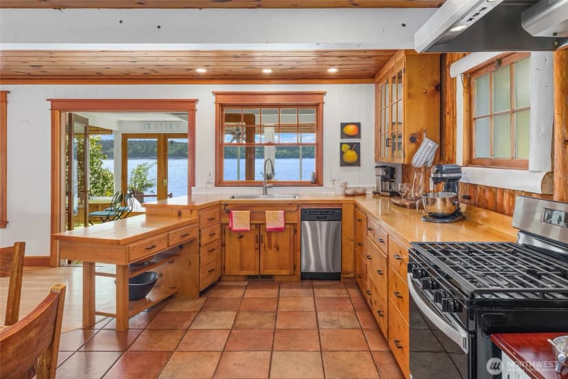 Property photo for 14010 Sw Bates Rd., Vashon photo 12