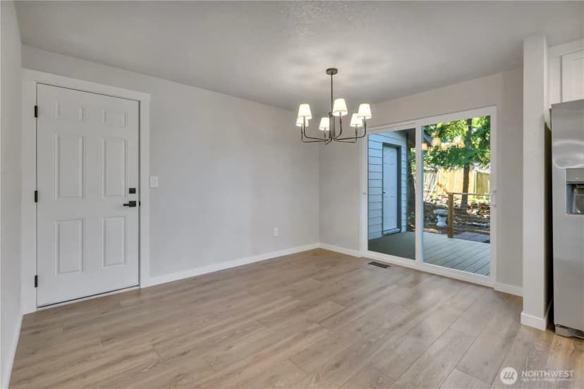 Property photo for 621 Sw 297 Street, Federal Way photo 13