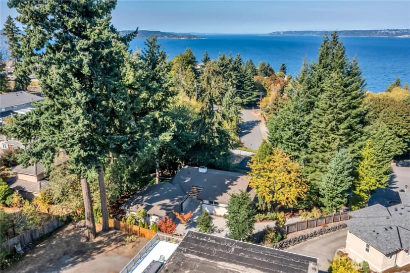 Property photo for 621 Sw 297 Street, Federal Way photo 34