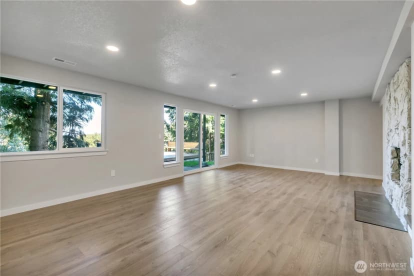 Property photo for 621 Sw 297 Street, Federal Way photo 22