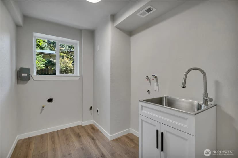 Property photo for 621 Sw 297 Street, Federal Way photo 25