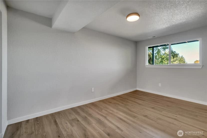 Property photo for 621 Sw 297 Street, Federal Way photo 27
