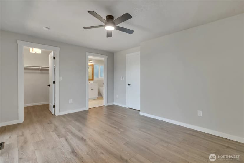 Property photo for 621 Sw 297 Street, Federal Way photo 16