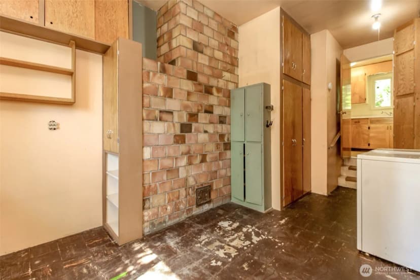Property photo for 132 S 197th Street, Des Moines photo 19