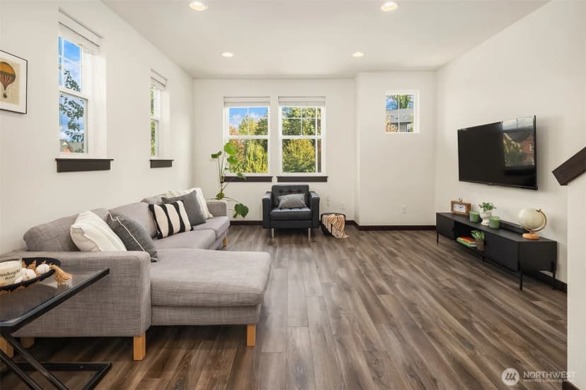 Property photo for 7163 27th Avenue Sw, Seattle photo 15