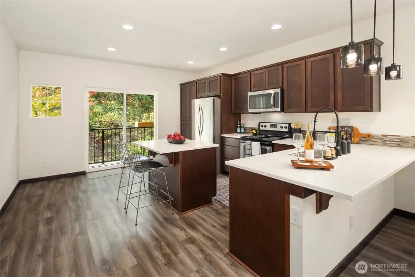 Property photo for 7163 27th Avenue Sw, Seattle photo 5