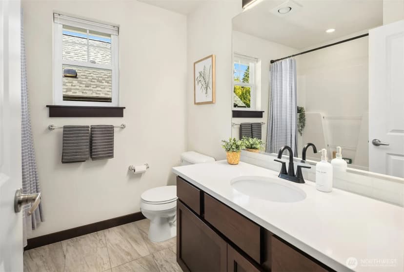 Property photo for 7163 27th Avenue Sw, Seattle photo 23