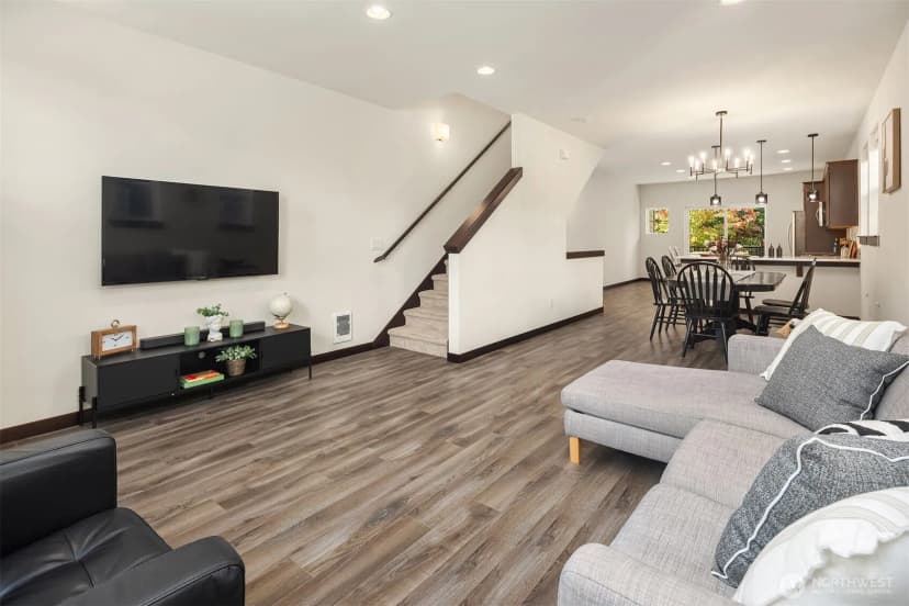 Property photo for 7163 27th Avenue Sw, Seattle photo 16