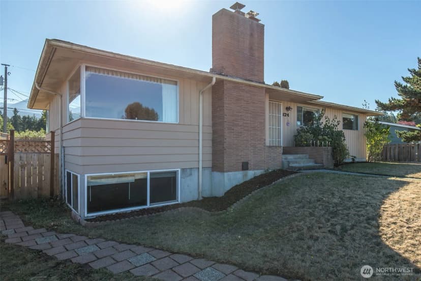 Property photo for 124 Fogarty Avenue, Port Angeles photo 27