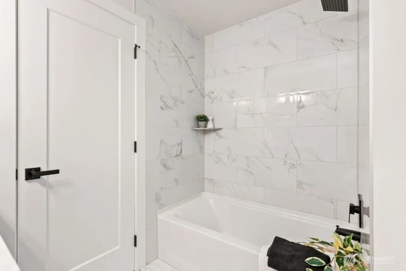 Property photo for 11602 Se 210th Place, Kent photo 31