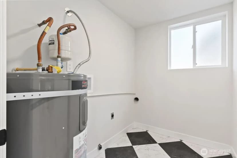 Property photo for 11602 Se 210th Place, Kent photo 32