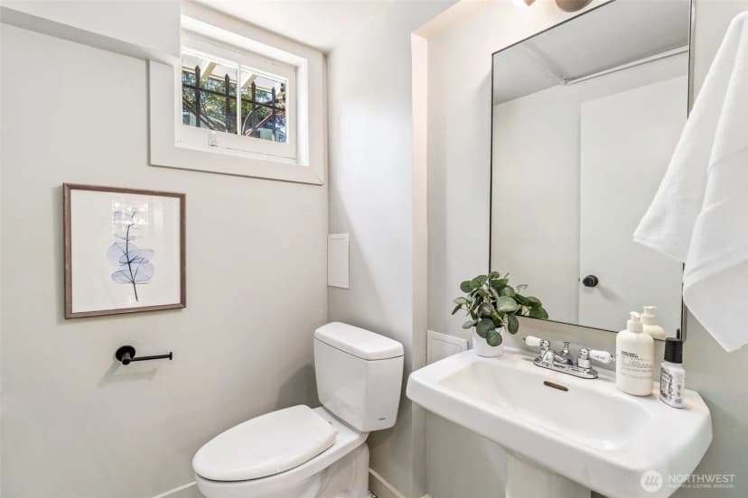 Property photo for 2716 E Jefferson St, Seattle photo 29