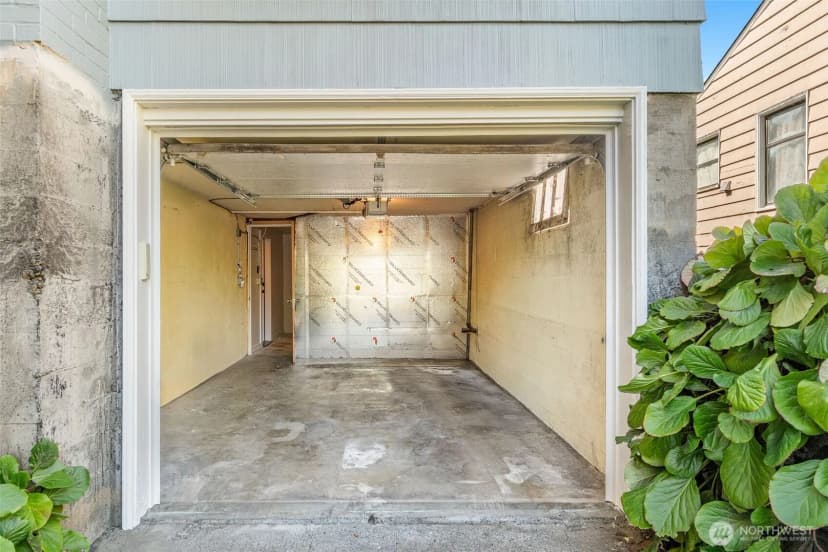 Property photo for 2716 E Jefferson St, Seattle photo 32