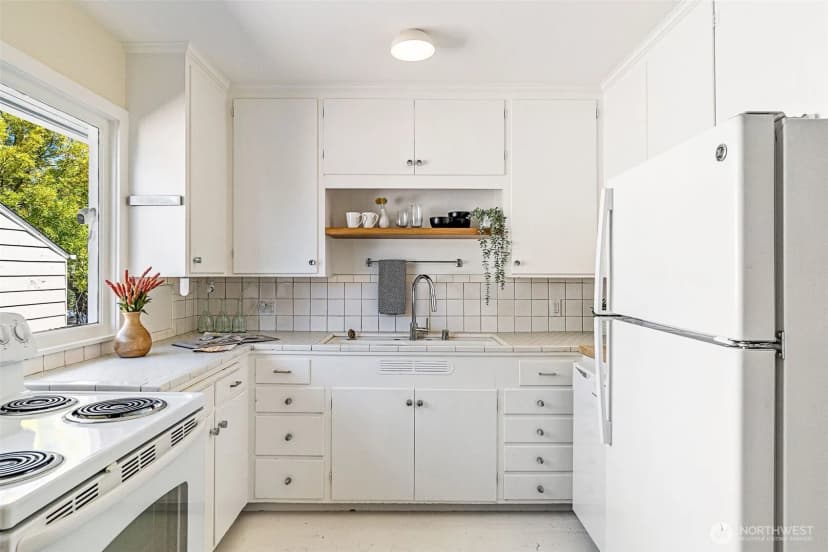 Property photo for 2716 E Jefferson St, Seattle photo 12