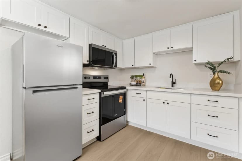 Property photo for 5910 47th Avenue S, Seattle photo 24