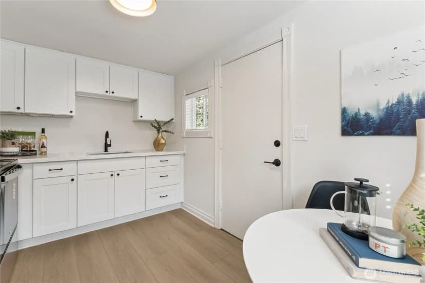 Property photo for 5910 47th Avenue S, Seattle photo 25