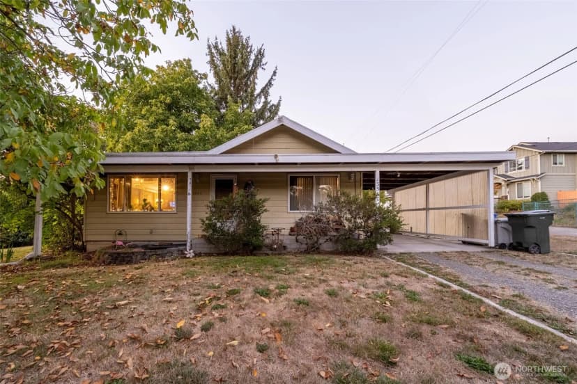 Property photo for 13540 Se 256th Street, Kent