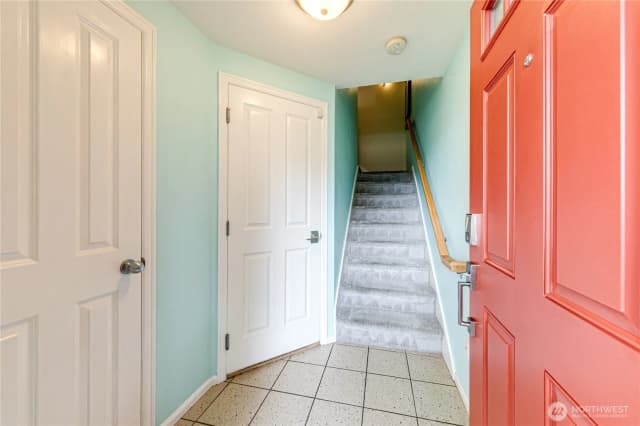 Property photo for 11720 Greenwood Avenue N #a, Seattle photo 3